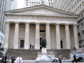 New Yorker Zentralbank pumpt 1,5 Billionen Dollar in Finanzmärkte
